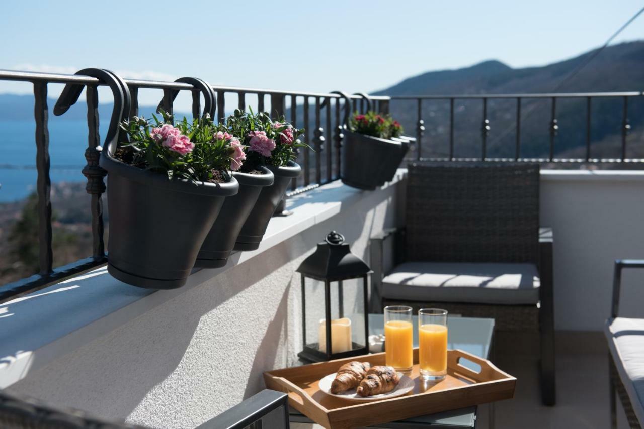 Lola Apartment Veprinac Ngoại thất bức ảnh