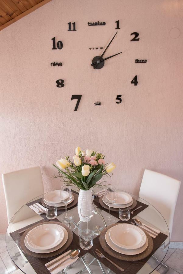 Lola Apartment Veprinac Ngoại thất bức ảnh